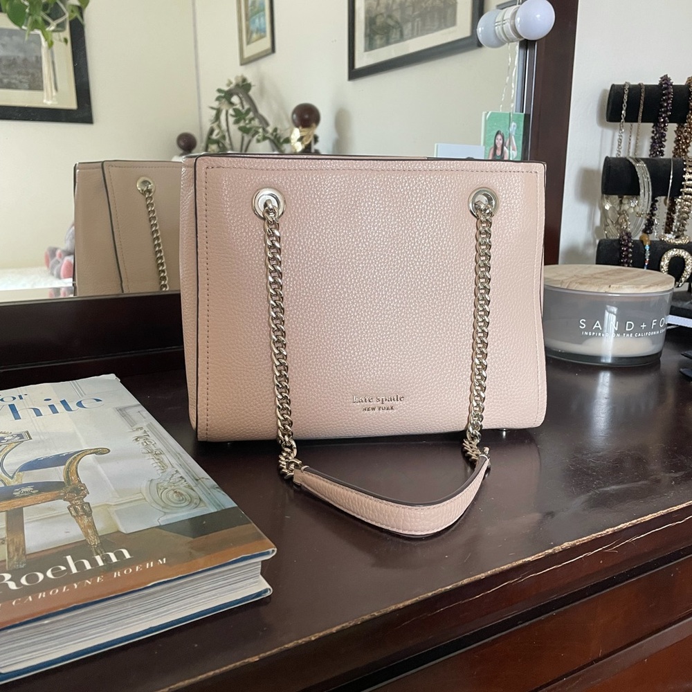 New Kate Spade beige pink purse in great condition
